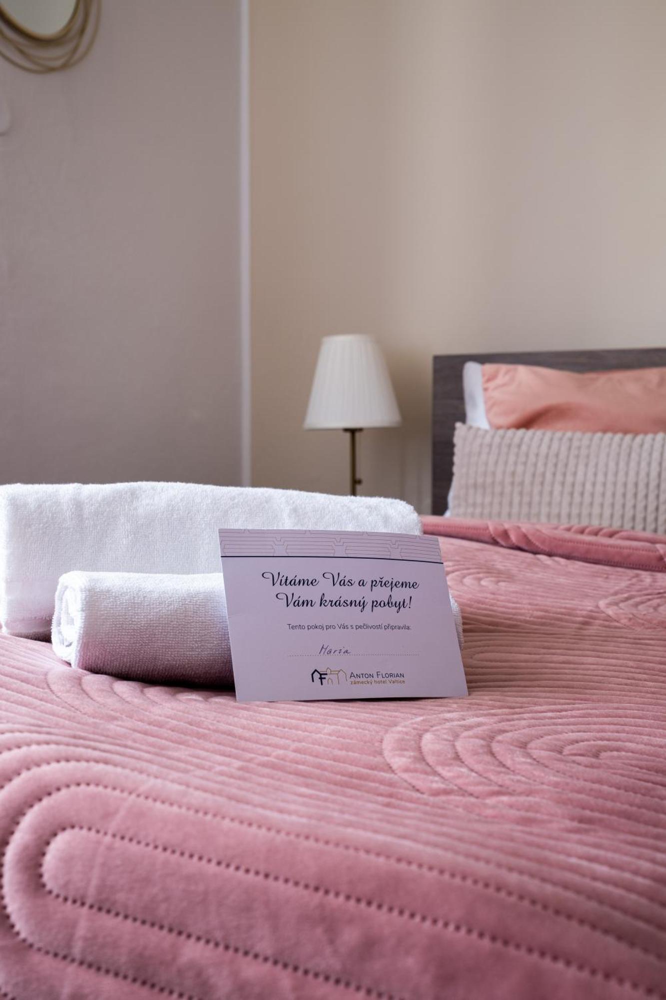 Zamecky Hotel Anton Florian Valtice Bagian luar foto